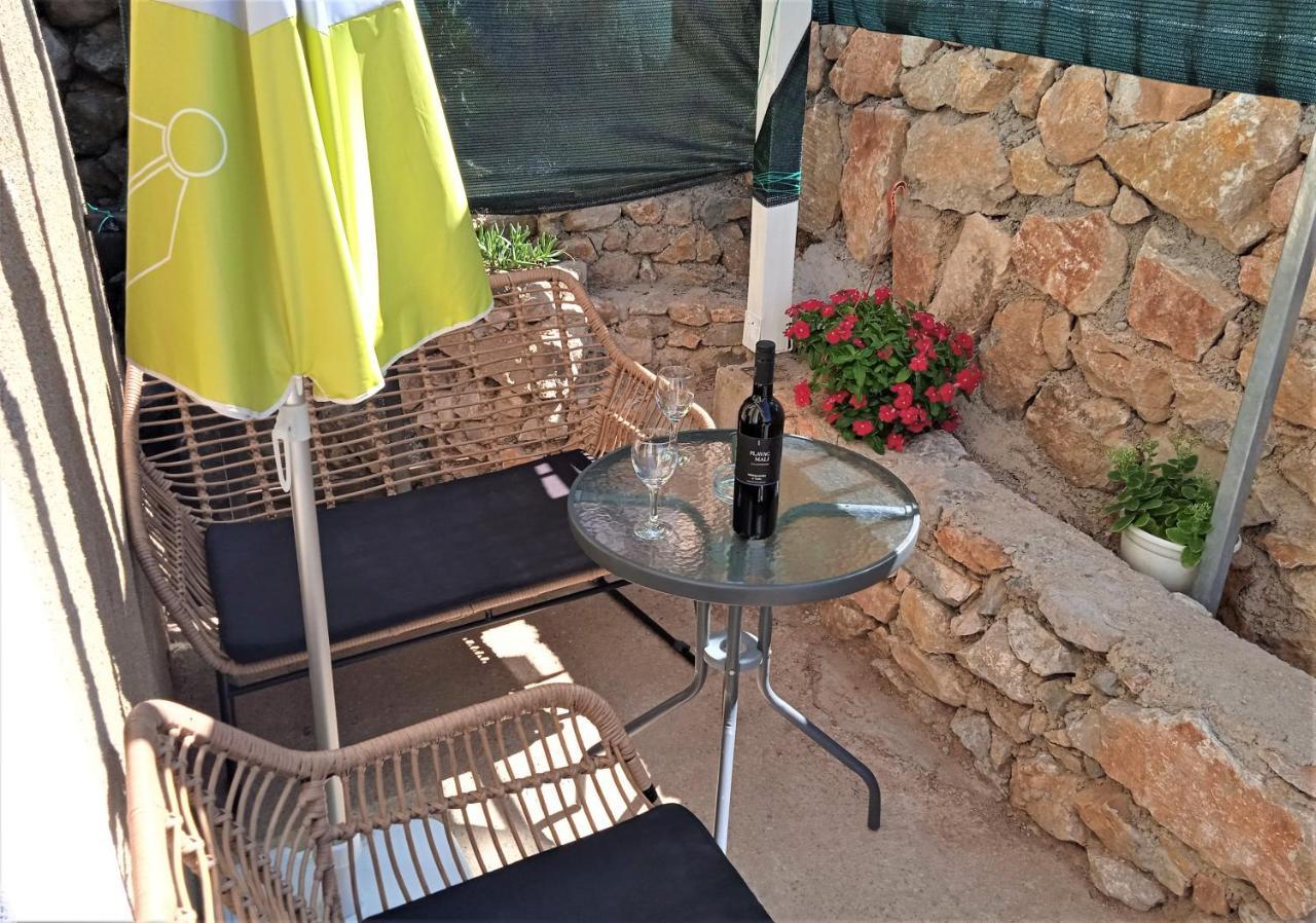 Stara Baška Agave Apartments מראה חיצוני תמונה